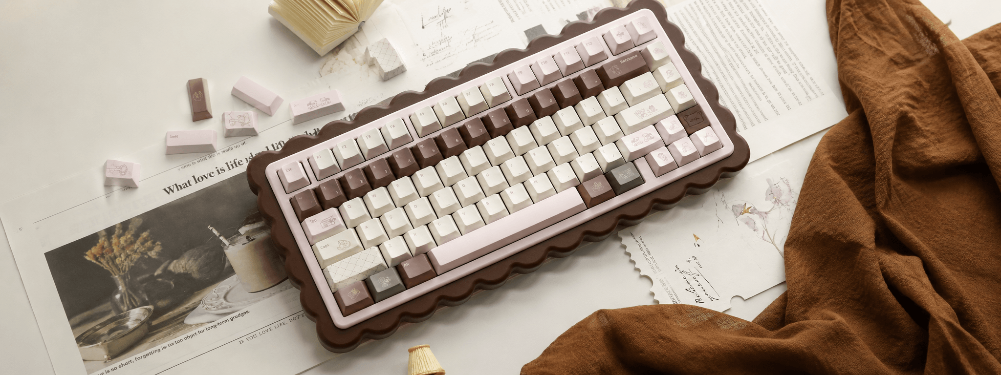 Miss Bearly keycaps